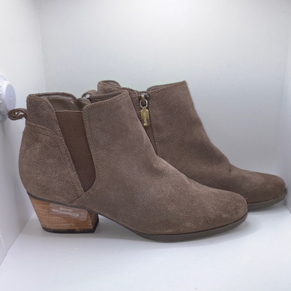 Blondo Waterproof Victory Suede Bootie Block Heel Dark Taupe 8.5 Neutral Classic - Picture 1 of 13